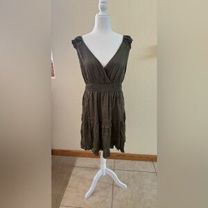 Elegant Olive Green Sleeveless Dress
